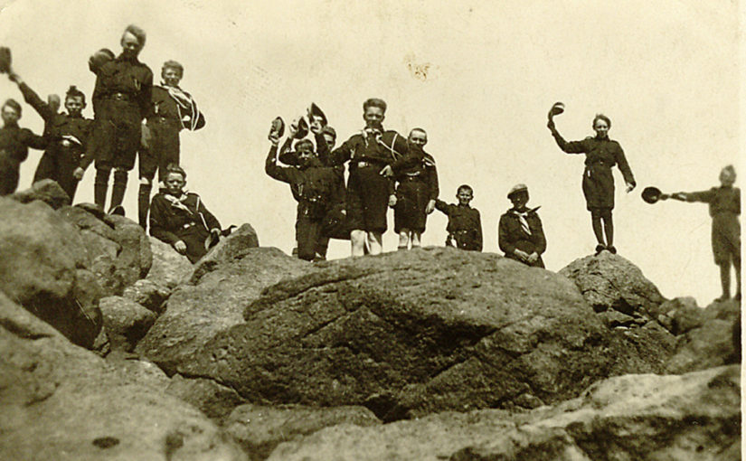 Sprækir skátar á toppi Tindastóls