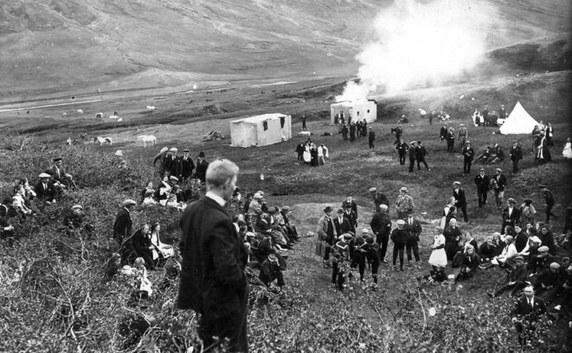 Á sumarsamkomu Ungmennafélagsins Egils rauða í Kirkjubólsteigi árið 1922.